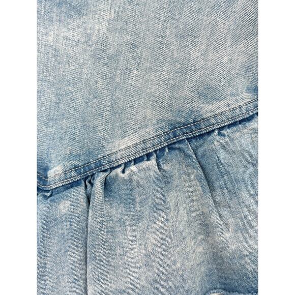 MOTHER‎ The Ruffle Mini Raw Edge Skirt in Action Shot Size 31 - Picture 9 of 11